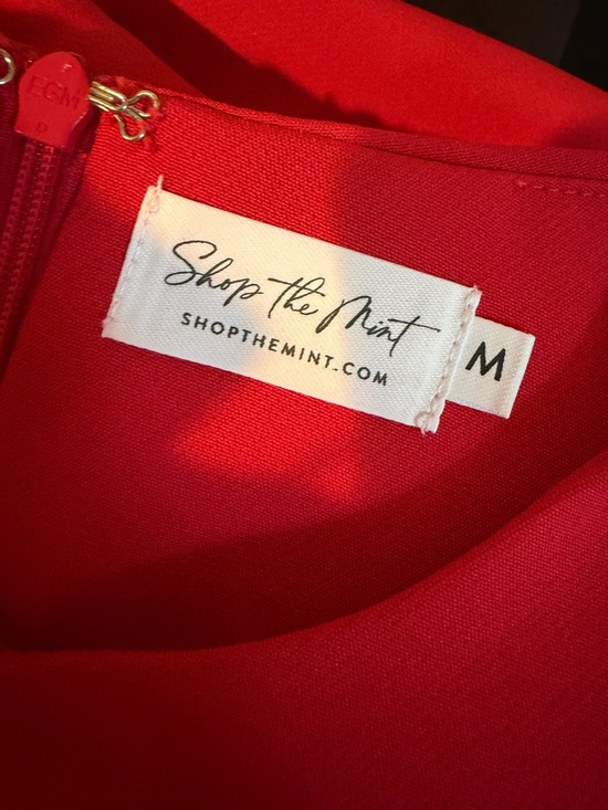 SHOPTHEMINT M Nursing friendly Red Long-Sleeve Bow-Accent A-Line Dress - Picture 2 of 3